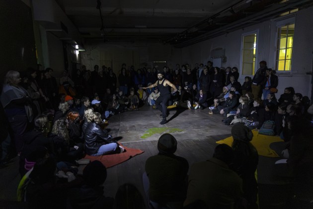 Luke Currie-Richardson performing in his 'Gedovait'. Photo by Mark Gambino.