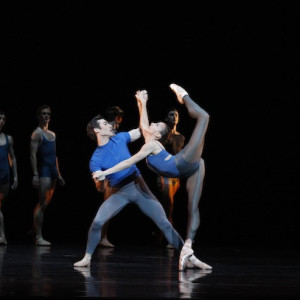 Brett Chynoweth & Leanne Stojmenov in Tim Harbour's Extro. Photo: Jeff Busby.