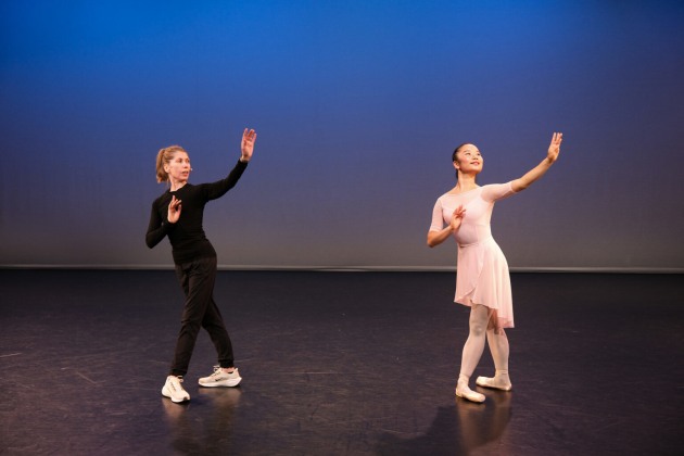 Leanne Benjamin coaching Yuki Nagayasu (Aud Jebsen Young Dancer, The Royal Ballet) in Lise&rsquo;s variation from the &lsquo;Fanny Elssler&rsquo; pas de deux in Ashton&rsquo;s La Fille mal gard&eacute;e during filming for Ashton in Competiton. Ph Rachel Thomas.