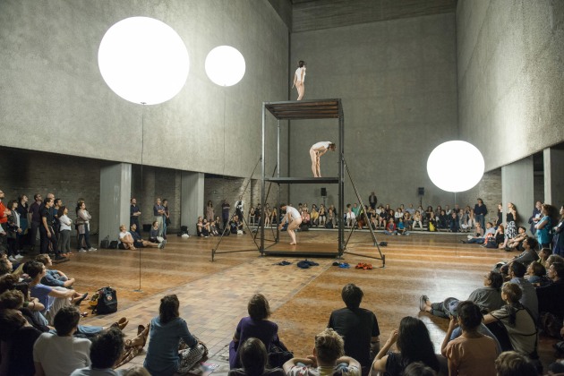 A scene from 'Aatt-Enen-Tionon'; photo by Marcus Lieberenz.