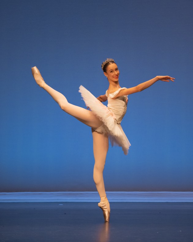 Emily Sprout, winner of the Gailene Stock Award (B Group).