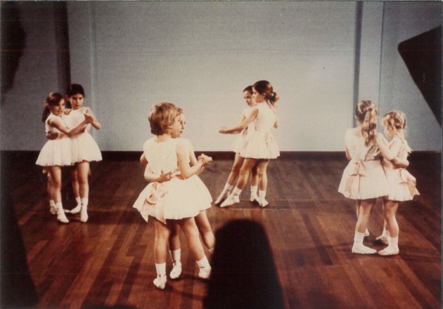 Childrens' polka.  Photo: Felix Fonteyn.