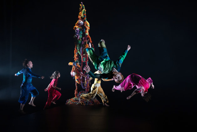 The Dancenorth ensemble in 'Wayfinder'. Photo by David Kelly.