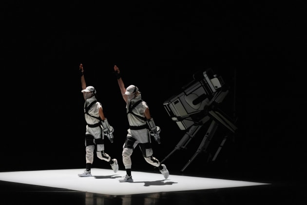 Tra Mi Dinh, Amber McCartney and friend in Chunky Move's 'AB_TA_Response'. Photo by Rainee Lantry.