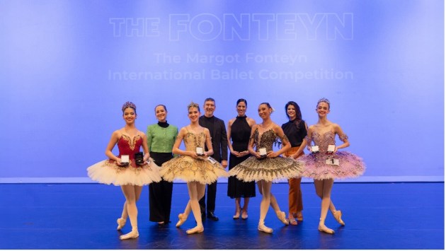Image credit: Iari Davies. L-R Samantha, Valentina, Yasmin and Rafaella with the judges.