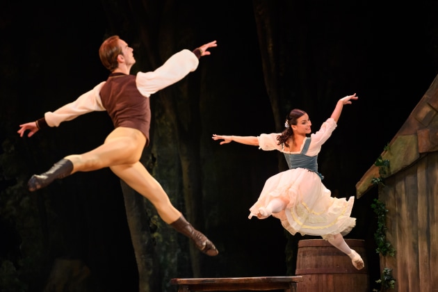 Giselle. Photo by Scott Belzner
