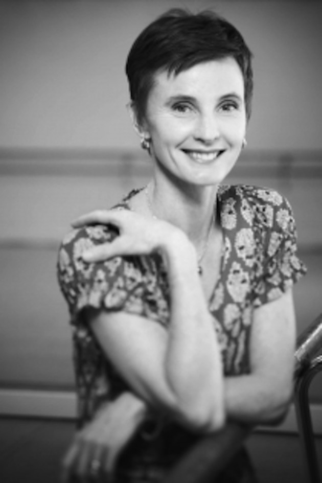 Lisa Pavane