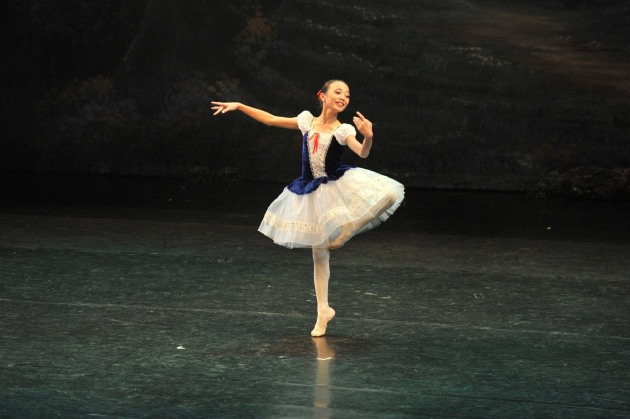 Overall winner Mia Acatador.