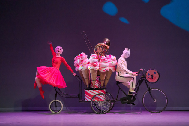Katharine Precourt as the Ice Cream With with Massimo Margaria as her Driver.
Photo: Stephen A'Court