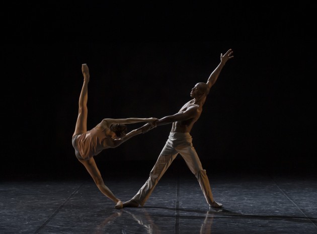 Kiki Saito and Juan Carlos Osma in Robert Bondaras's 'Verses'. Photo by Bradbury Photography.