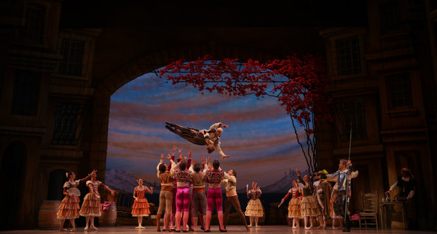 Lorenzo Lupi as Sancho Panza. Photo by Emma Fishwick.