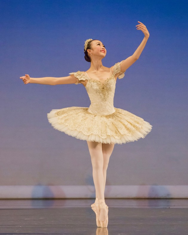 Silver: Milei Lee; photo by Amber Griffin Photography
