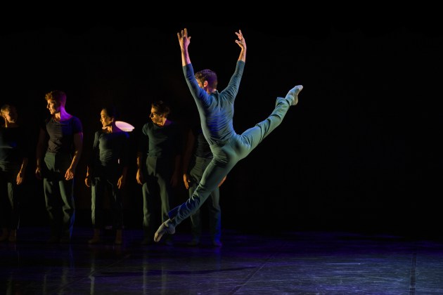 Oscar Valdes and the WA Ballet ensemble in Helen Pickett's 'In Cognito'. Photo by Bradbury Photography.