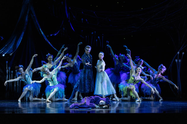 Queensland Ballet in A Midsummer Night's Dream. Photography David Kelly.