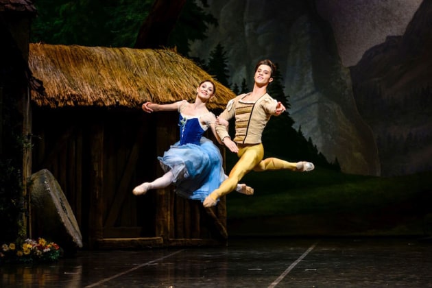 Maria Eichwald as Giselle and Claudio Coviello as Albrecht. Photo: Darren Thomas.