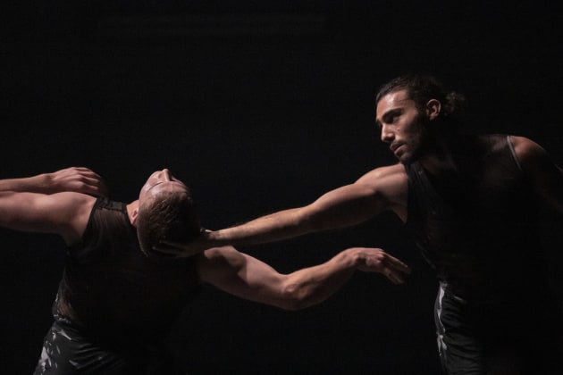 Dimitri Kleioris and Riley Fitzgerald, '6 Breaths'. Photo, Pedro Greig