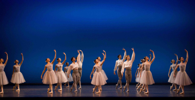 Level 5 pupils perform 'Sketch Tone', choreographed by Richard House; photo Sergey Konstantinov