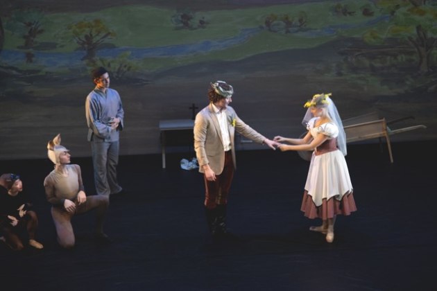 The marriage scene. Photo by Regula Annick McDowell.