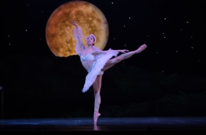 Review: Australian Youth Ballet's Triple Bill: La Bayad&egrave;re, Chaplin, and Viaje de Sue&ntilde;os