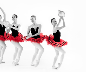 Dancebourne presents 'Viva'