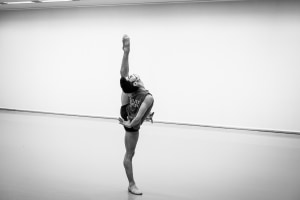 Watch Junior Ballet Zurich performing 'Entropy' by Craig Davidson