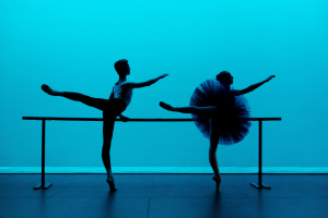 Apply for the Lady Mollie Askin Ballet Scholarship