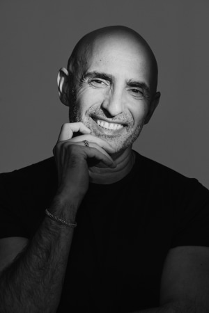 Rafael Bonachela on SDC&rsquo;s 2024 Season, Somos and Touring in Spain