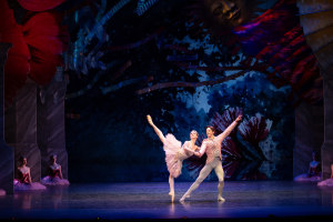 REVIEW: Australian Ballet's 'Nutcracker'