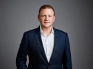 NBCUniversal promotes Chris Taylor