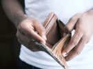 Procter & Gamble prepares for consumer belt tightening