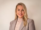 Australians would quit their jobs to become influencers