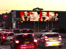 oOh! extends national large format digital network 