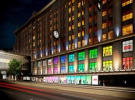 Maxus picks up Uniqlo
