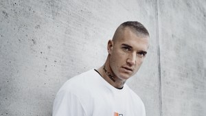 Bonds joins forces with AFL star Dustin Martin