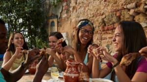 Oporto pays tribute to Portuguese roots