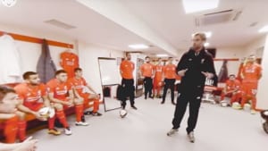 Standard Chartered VR campaign gives LFC fans tour of Anfield
