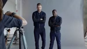 Kevin Hart tries to trend it like Beckham 