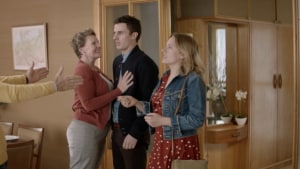 Family of Kissers star in new Mars ad