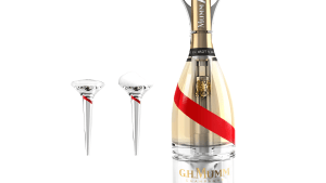 New campaign for Maison Mumm is out of this world