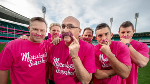 Sporting legends get behind Priceline's Misterhood for Sisterhood