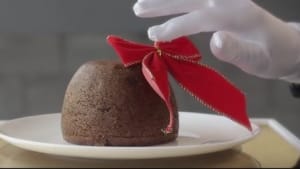 303Lowe's Christmas pudding brings musical holiday cheer