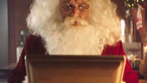 Kids get off the naughty list with help from Air New Zealand. 