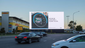 Mini rolls out dynamic outdoor campaign to launch connected vehicles