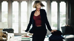 Taylor Swift rocks out for Apple Music