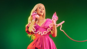 Paris Hilton coins new catchphrase - ‘That’s Smoooth' - in Klarna campaign