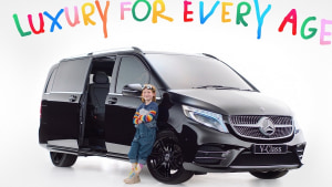 Cheeky backseat driver explores Mercedes-Benz V-Class via The Royals