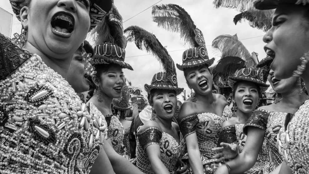 JOSE ANTONIO ROSAS, PERU
WINNER, NEW TALENT AWARD. Puno, Peru.
As Peru&rsquo;s biggest
street party, the
Candelaria
celebration
attracts dancers
and spectators
from all over the
country. Leica CL, 18mm
lens, f16, 1/125s,
ISO 400.