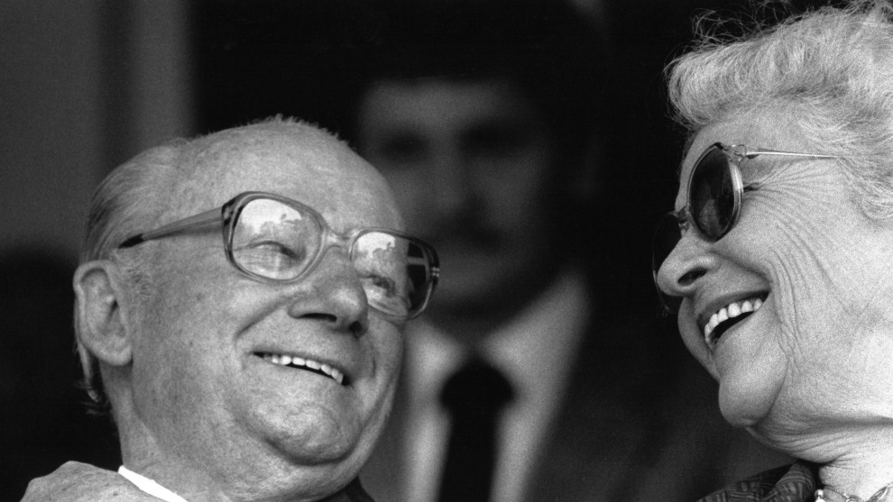 Sir Donald and Lady Bradman at the opening of the Bradman museum  in Bowral, 15 October 1989.