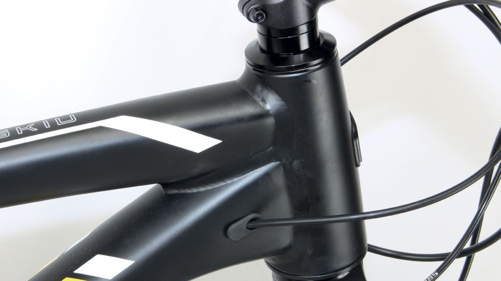 Tidy welds and hydroformed tubes help to make the Siskiu a very smart looking bike.