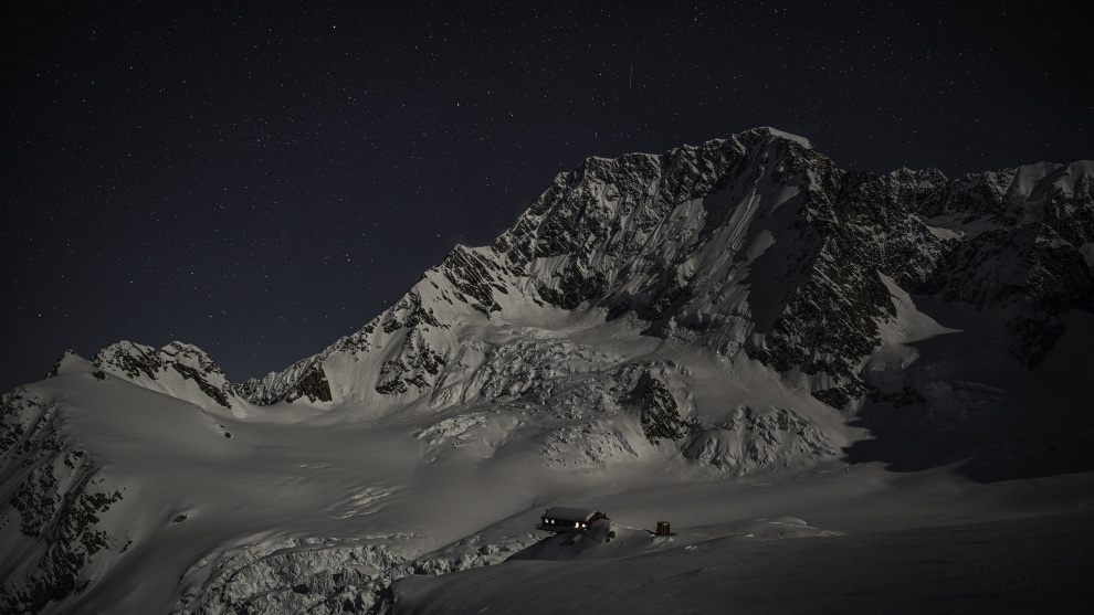 Nikon D850, Nikon 24-70mm f/2.8 lens @ 27mm. 15s @ f2.8, ISO 500. Image: Yan Zhang/Supplied